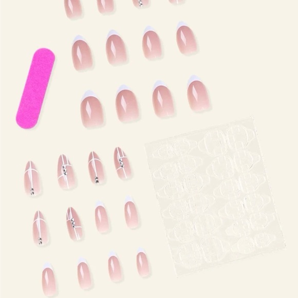 5 sets of Press On Nails - Picture 8 of 9